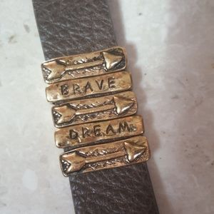 NWT Inspire brave dream arrow leather bracelet